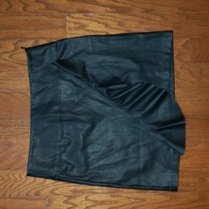 Black pleather David Lerner skirt with ruffle, size Small